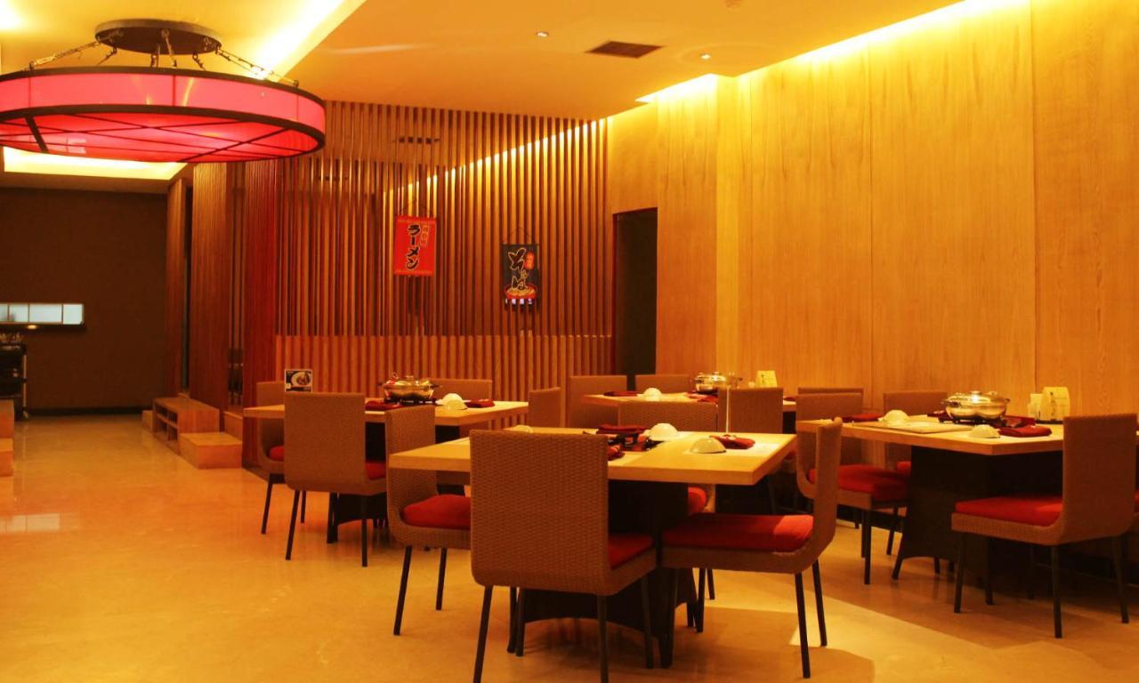 Bumi Senyiur Hotel Samarinda Exterior foto